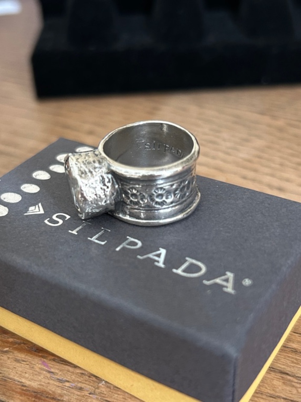 Silpada .925 Sterling Silver Ring with Clear CZ Stone Accent - Picture 3 of 6